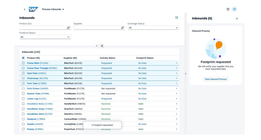 SAP Sustainability Footprint Management mit einer Liste angeforderter Lieferantendaten.